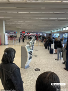 “神秘安全事故”！墨尔本机场瘫痪，乘客不能下飞机，安检大排长龙
