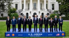 美国拉拢东盟各国反华，谁最有可能点头答应？只有4国相对亲美