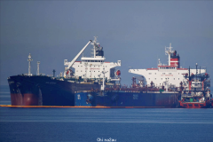 伊朗在海上提前储存亿桶石油,美国扣押伊油轮,珍珠港式事件或出现