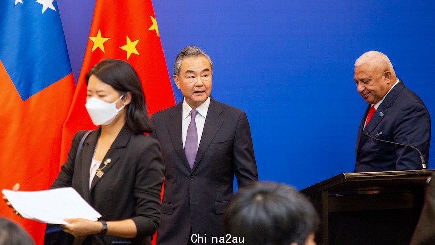 Leaders at a press conference. 