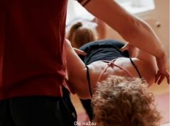 澳男冒充瑜伽教练性侵女子，指导动作时动手动脚
