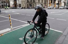 墨尔本CBD是否增加自行车道引争议，驾车者表达不满（组图）