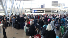 假期临近澳人出行量激增 悉尼机场急招数千员工