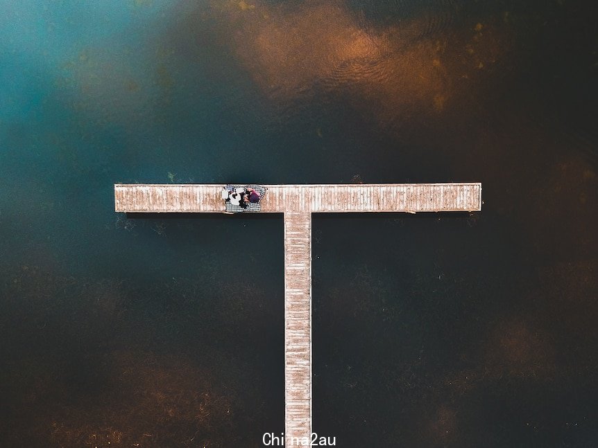 Aerial view of a boardwalk in the shape of a T.