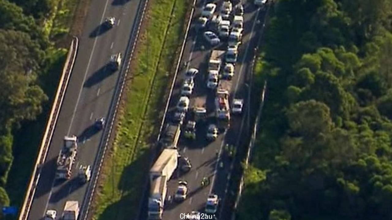 The Logan Motorway crash. Photo: 9 News