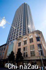 Twitter’s office is located in the tower at 2 Park Street in the Sydney CBD, above the Galleries shopping centre. 