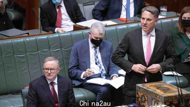 Richard Marles 在首相在舞台问题上失踪的问题中为 Anthony Albanese 辩护三减税。图片:NCA NewsWire / Gary Ramage