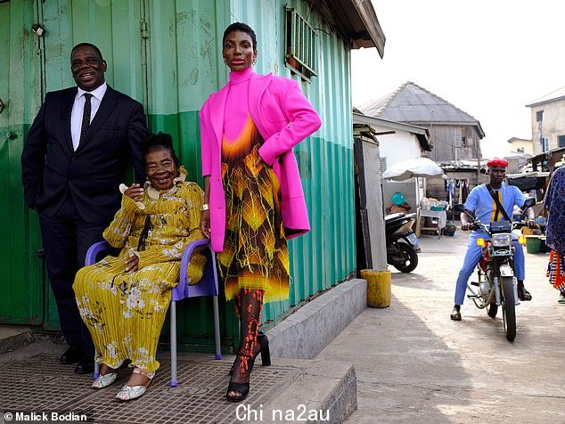 家庭:Vogue 拍摄地点在 Michaela 的祖籍加纳,父亲 Derek Kwesi Coel 和祖母 Jemima Andam 也出演了照片