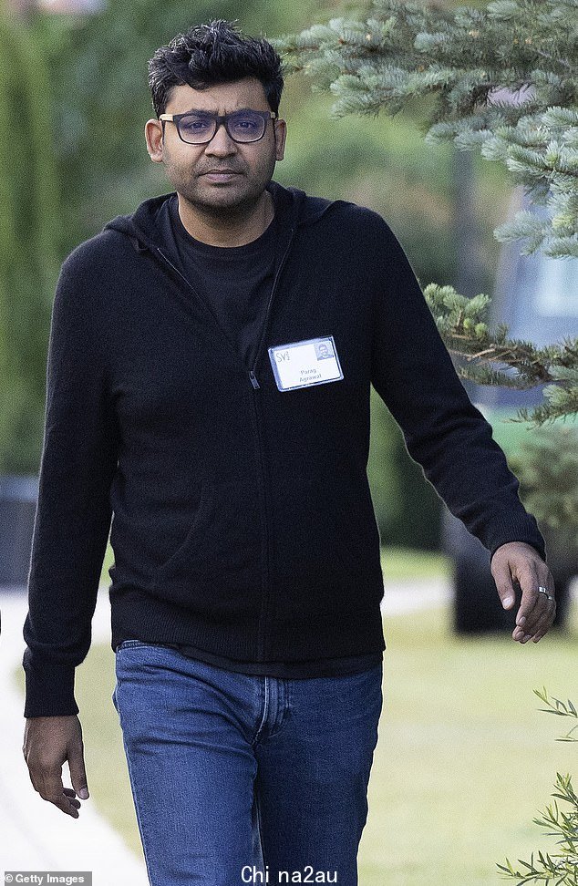 Musk 说如果他们继续审判他可以弥补钱。 Twitter CEO Parag Agrawal 的照片在这里