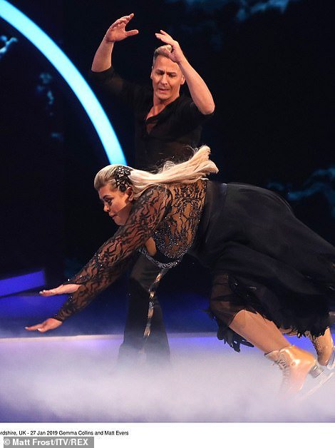 Gemma Collins 于 2019 年 1 月在 ITV 的 Dancing On Ice 中摔倒是关键时刻,这意味着 Vardy 在关于成为故事的谈话中承认“是我”后没有回复她的经纪人来源