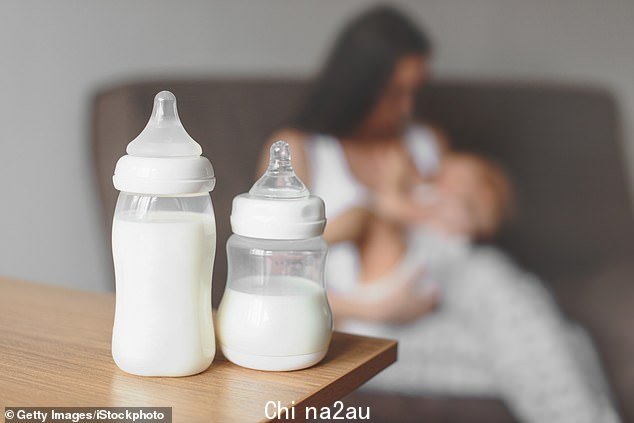 首次在人类母乳中发现微塑料 ¿ 引发对婴儿潜在健康影响的担忧