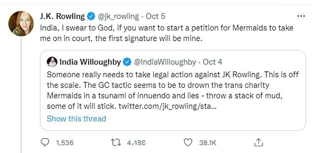 回应批评来自跨性别活动家 India Willoughby,JK 罗琳向她发起挑战,要求她与美人鱼打一场法律斗争