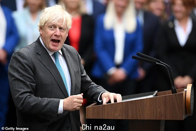 Liz Truss 唯一能宣布的让我更伤心的事情就是取消鲍里斯·约翰逊 (Boris Johnson) 将于 2023 年推出的社会护理改革。(多里斯女士和鲍里斯·约翰逊于 5 月合照)