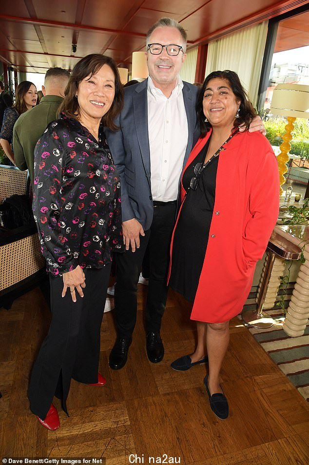 在他们的元素中:Janet、Bill 和 Gurinder Chadha (L-R) 似乎很高兴