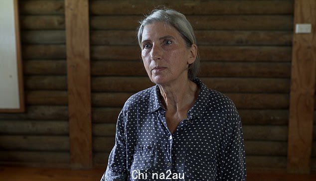 另外还有 Nada,她过去三年一直住在她的车里。她从德国搬到澳大利亚,住在拜伦湾的车里
