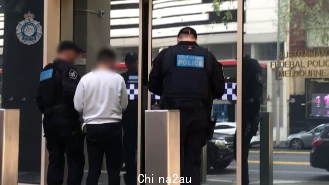 两名男子因涉嫌进口非法毒品。他们面临终身监禁。图片:澳大利亚联邦警察