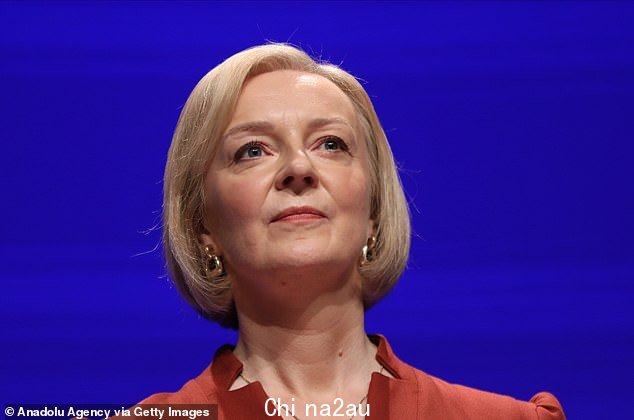 但根据气候部长 Graham Stuart 的说法,总理 Liz Truss 阻止了该计划,'因为我们不是保姆州政府'