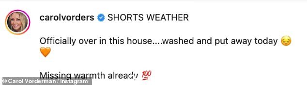她写道:'Shorts WEATHER 正式在这所房子里结束了......今天洗完收起来,已经失去了温暖'