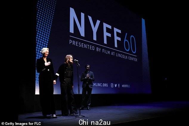 忙:女演员最近还出演了乔治·米勒的新片《三千年的渴望》,她为吉尔莫·德尔·托罗的木偶奇遇记中的木精灵配音