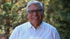 土著领袖 Nyunggai Warren Mundine 和绿党联合起来反对向议会发出的声音