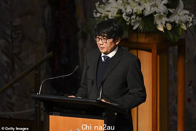 印度尼西亚驻澳大利亚大使 Siswo Pramono 博士于 2022 年 10 月 12 日在澳大利亚堪培拉举行的庆祝巴厘岛周年纪念仪式上发表讲话2002 年爆炸案