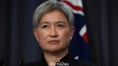 Penny Wong 在飞往瑙鲁和马绍尔群岛时介绍了 AFL 的合作伙伴关系以促进双边关系