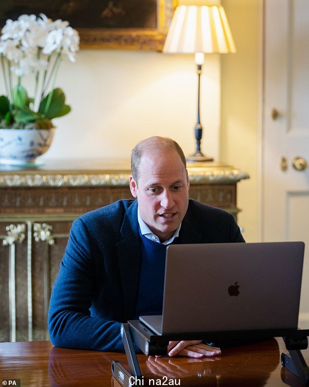 William 在确认他将与威尔士王妃一起参加仪式后与 Michelle 聊天,因为他上个月取消了对峰会的访问
