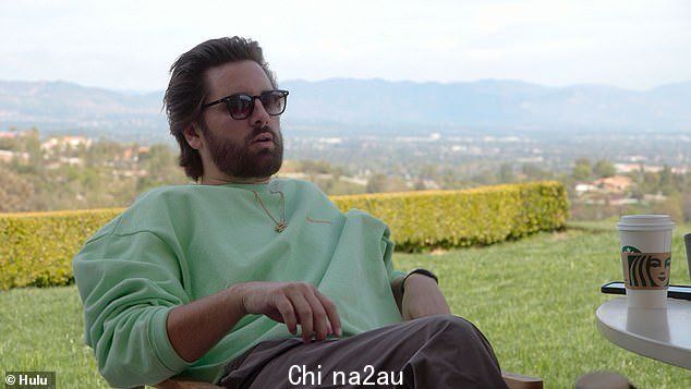 Scott 回归:在卡戴珊夫妇在 Hulu 的第一季 10 集中的 6 集中突出特色之后,Scott Disick 在本周的第四集中首次亮相第 2 季