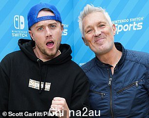 Roman (左) 和 Martin (右) Kemp 作为电视聊天节目主持人的短暂职业生涯即将结束