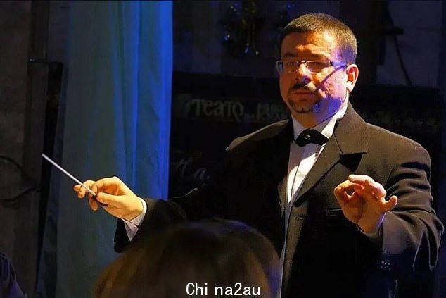 乌克兰指挥家 Yuriy Kerpatenko 因拒绝在被占领土参加音乐会而被俄罗斯军队枪杀在自己家中,基辅声称