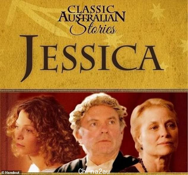 Yeldham 在职业生涯后期因改编布莱斯·考特尼 (Bryce Courtenay) 的畅销书《杰西卡》(Jessica) 赢得了赞誉,该剧于 2004 年被拍成由 Leeanna Walsman(左)主演的热门电视剧