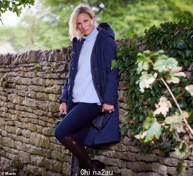 41 岁的 Zara Tindall 为户外服装品牌 Musto 拍摄新照片;在照片随附的视频中,她说她将母亲皇家公主视为自己最大的榜样