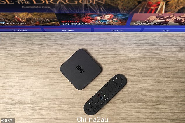 称为 Sky Stream,手掌大小的盒子可以插入任何电视通过 Wi-Fi 传输内容,无需安装盘子