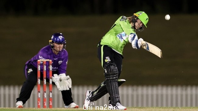 在千鸟清场后，WBBL 比赛重新开始.图片：Brendon Thorne, Getty Images