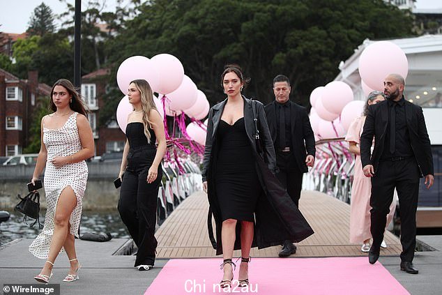 Stassie 以与最年轻的 Kardashian-Jenner 妹妹的友谊而闻名,但她自己拥有 1100 万粉丝