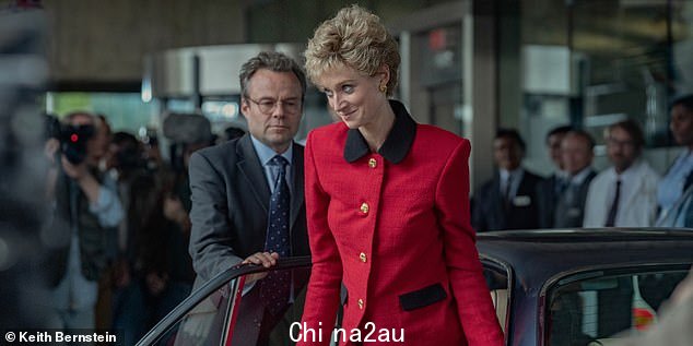 伊丽莎白·德比基(Elizabeth Debicki)——在新系列中扮演戴安娜——说故事情节已经处理了“敏感性、真实性和复杂性”