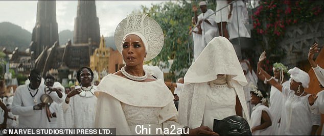 心爱的电影:在当时,它成为了继《阿凡达》之后第一部连续五个周末票房领跑票房冠军的电影