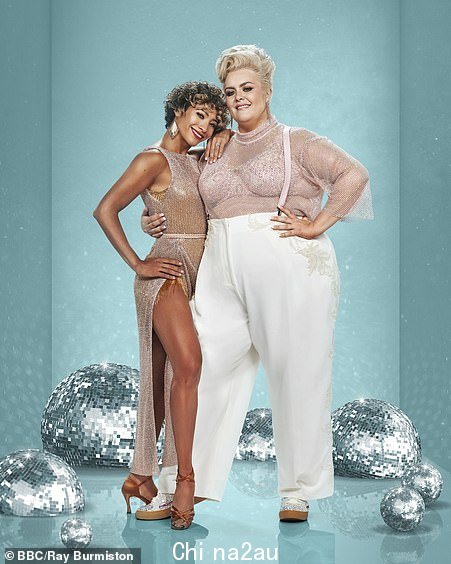 Jayde Adams 和 Karen Hauer