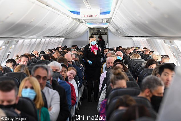 Qantas 的网站只在其母亲节销售页面上提到了“母亲”这个词——该航空公司拒绝就其是否遵循 ACON 的指导方针向澳大利亚每日邮报发表评论