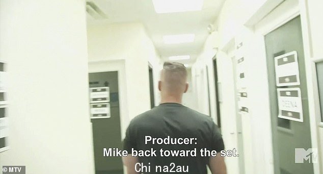 Headed back: 一位制片人转述说 Mike 在他自己设定的超时后返回片场
