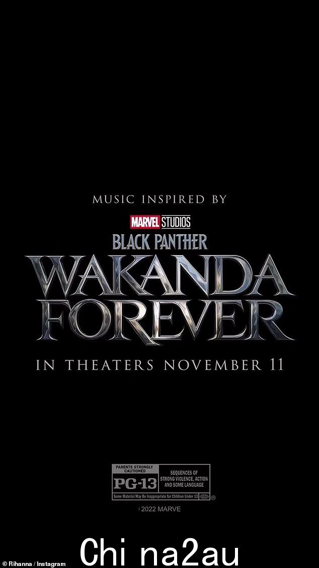 新:星星在日落时分在海滩上,因为备受期待的黑豹续集 Wakanda Forever 将于 11 月 11 日上映,其标志已闪现