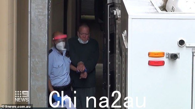 斯科特·菲利普·怀特(如图)因 34 年前斯科特·约翰逊被谋杀而被判入狱至少八年