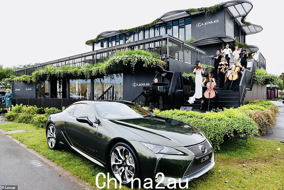 雷克萨斯首款全电动、零排放 SUV 车型雷克萨斯 RZ