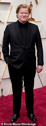 Jesse Plemons 图片 3 月 27 日