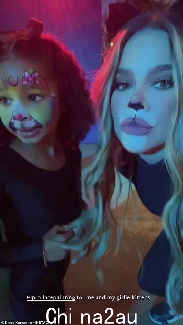Spooky!Khloe Kardashian 是周四晚上真正的“酷妈妈”,因为她带着女儿 True 和侄女 Dream 去洛杉矶的“Haunt O¿ Ween”