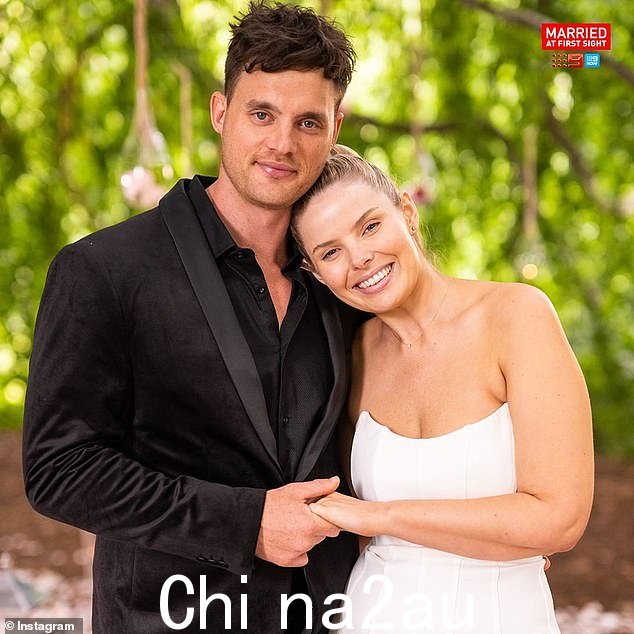 Olivia 和 Jackson 在最近一季的《一见钟情》中搭档,一开始他们似乎是天造地设的一对。然而,他们称它在 8 月退出了