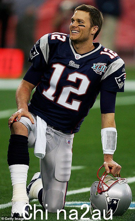 Gisele 是世界上最成功的超级名模之一,她在时装秀上为包括维多利亚的秘密在内的一系列品牌大放异彩,而她的丈夫则以自己的身份出名最成功的 NFL 球星(图片d)