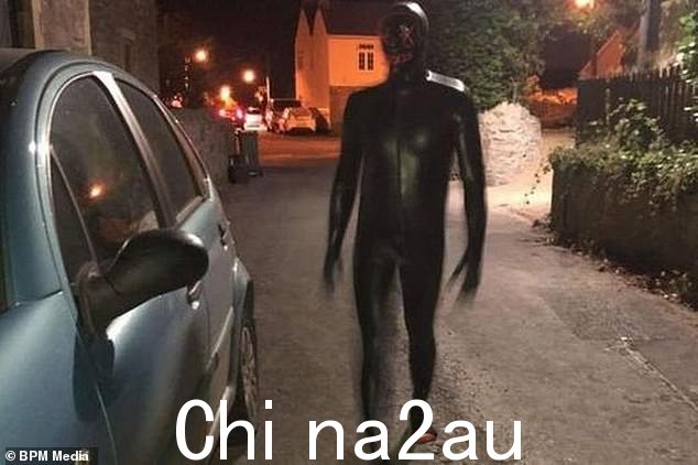 关于“gimp man”被发现的报道可以追溯到几年前 - 这是 2019 年 7 月的一次目击事件