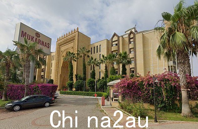 游客报告说,整个 Mukarnas 度假村和水疗中心 (如图)