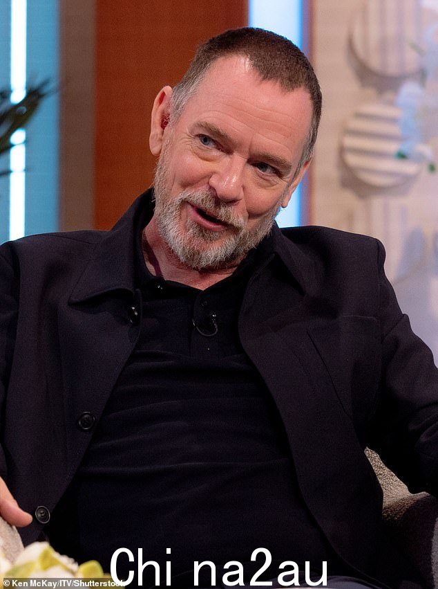 哇!参与的还有 Adam Woodyatt(摄于 2022 年 9 月)、Joe Marler 和 George Shelley,因为他们试图掌握阻力的学科